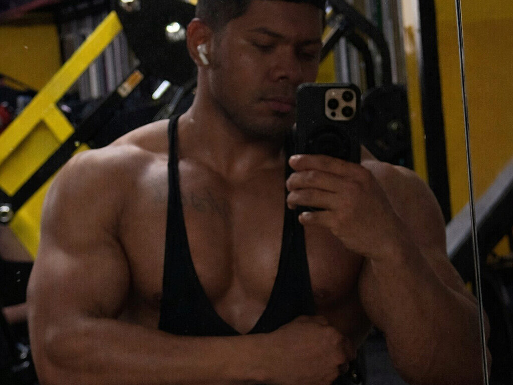 Derek Castle profile