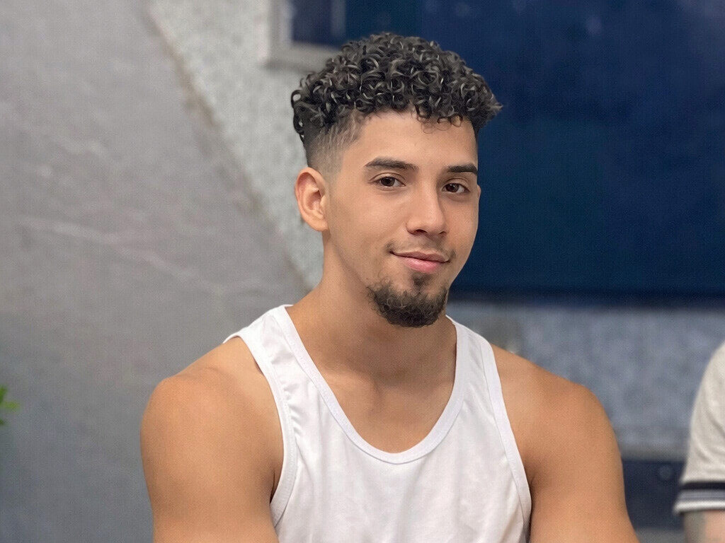 Edward Crazzy profile