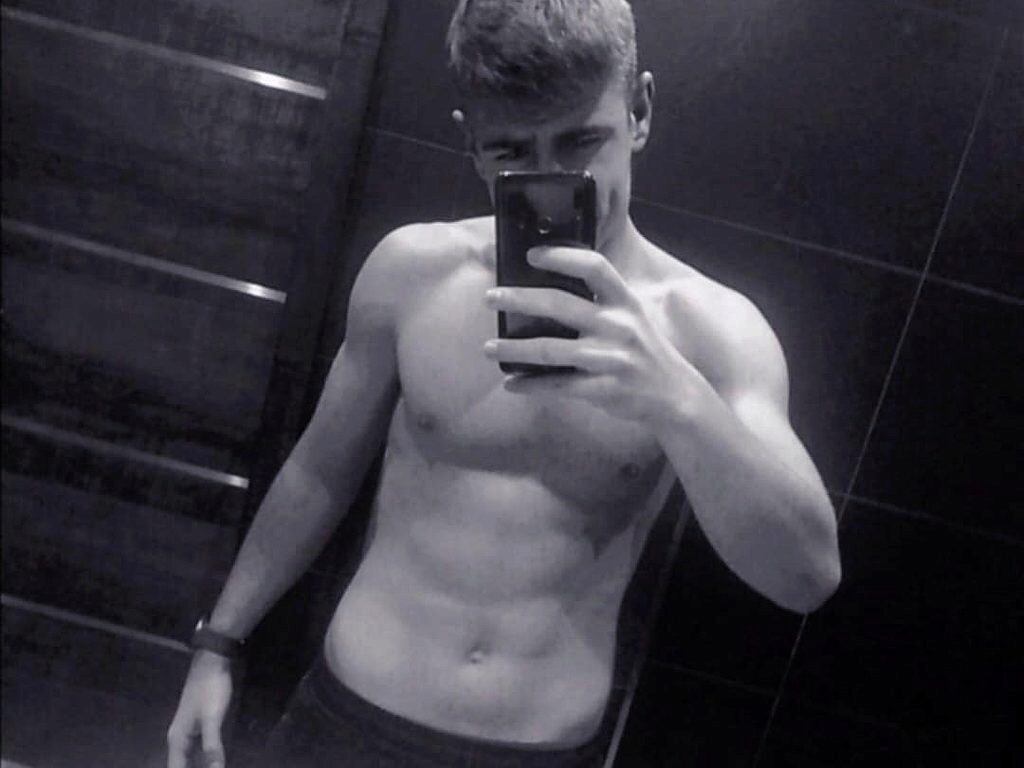 Daniel Fray Live Chat on Flirt4Free