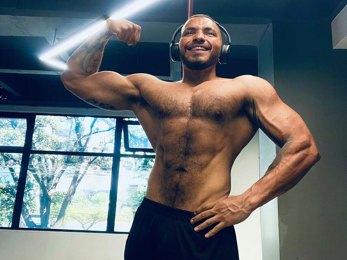 Maximus Clark profile