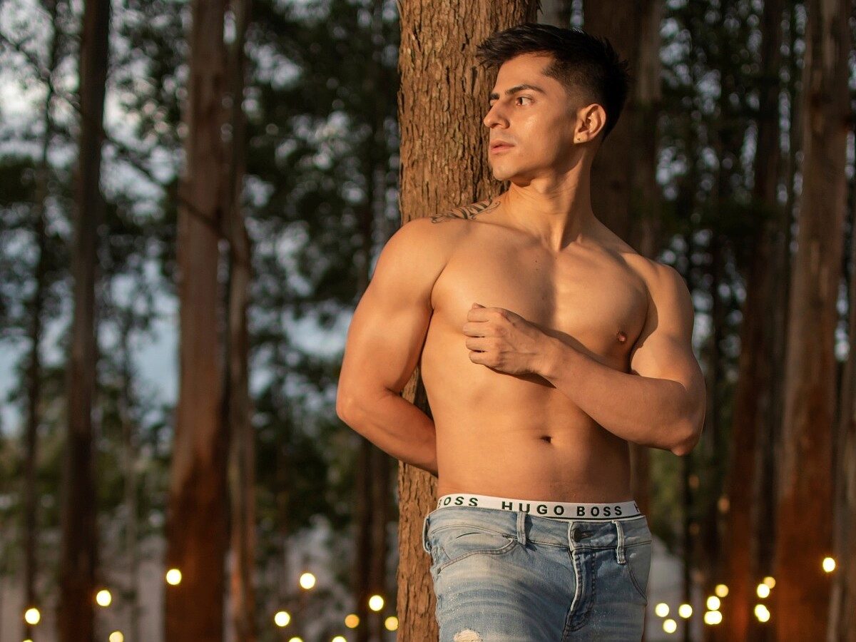 Profile and Statistics for Derek Zane on Flirt4Free