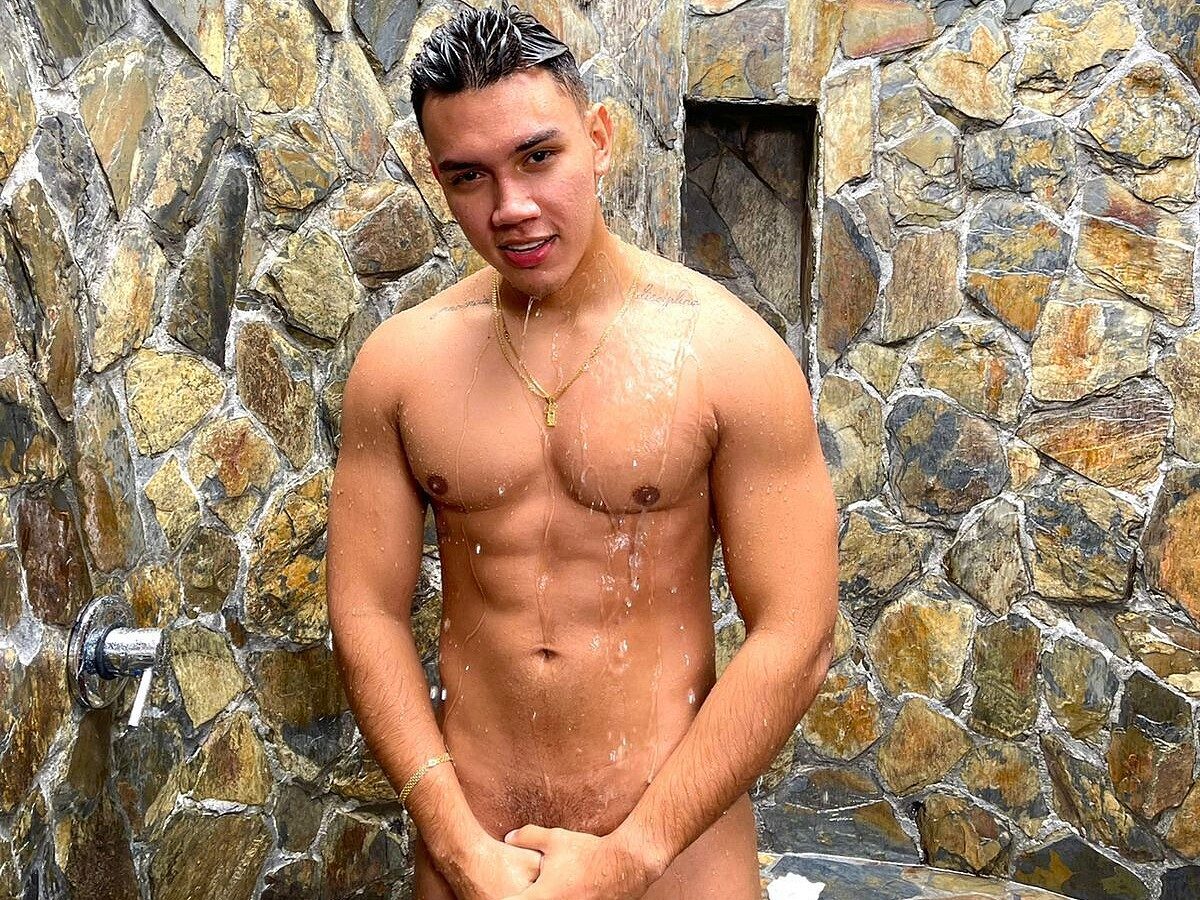 Noah Avery