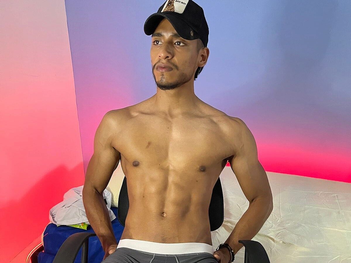 Donovan Brown Live Cam on Flirt4Free