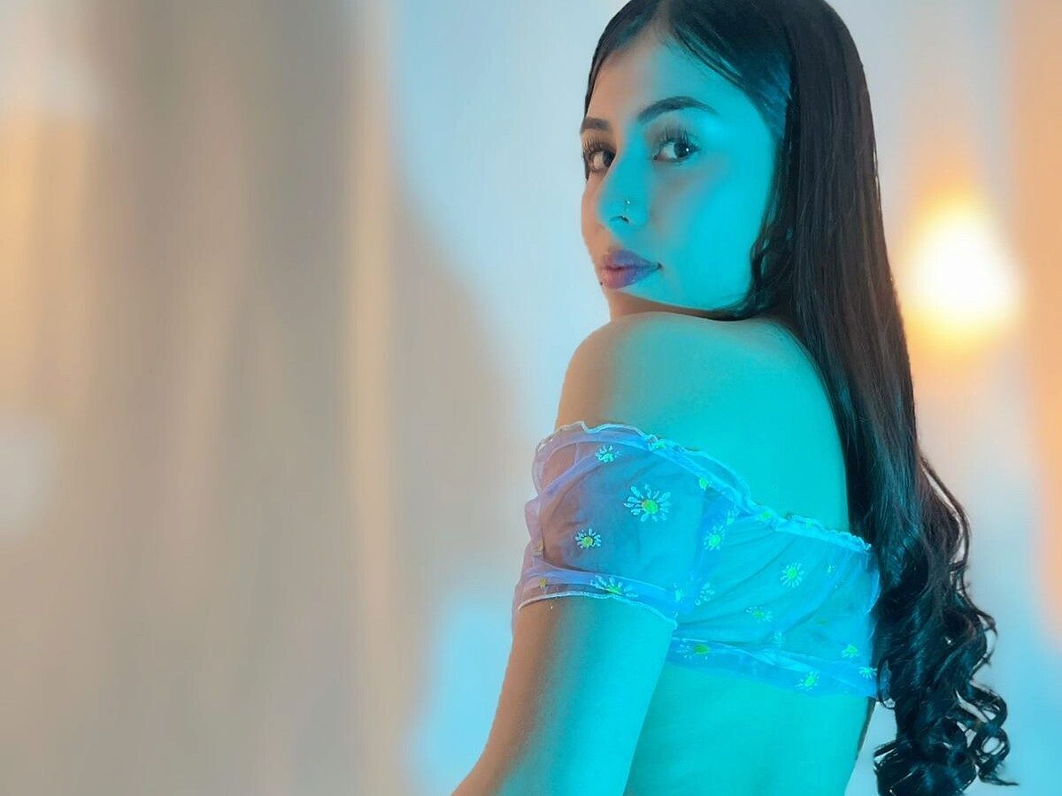 Victoria Storn Live Webcam on Flirt4Free