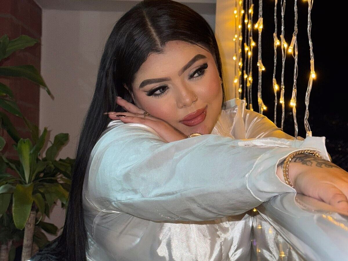 Brhiana Williams webcam model