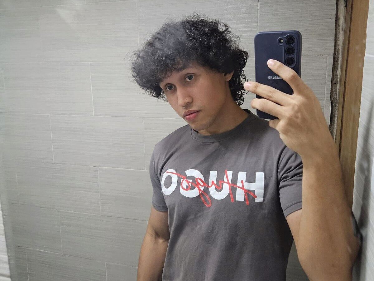 Valentinn Rossi profile