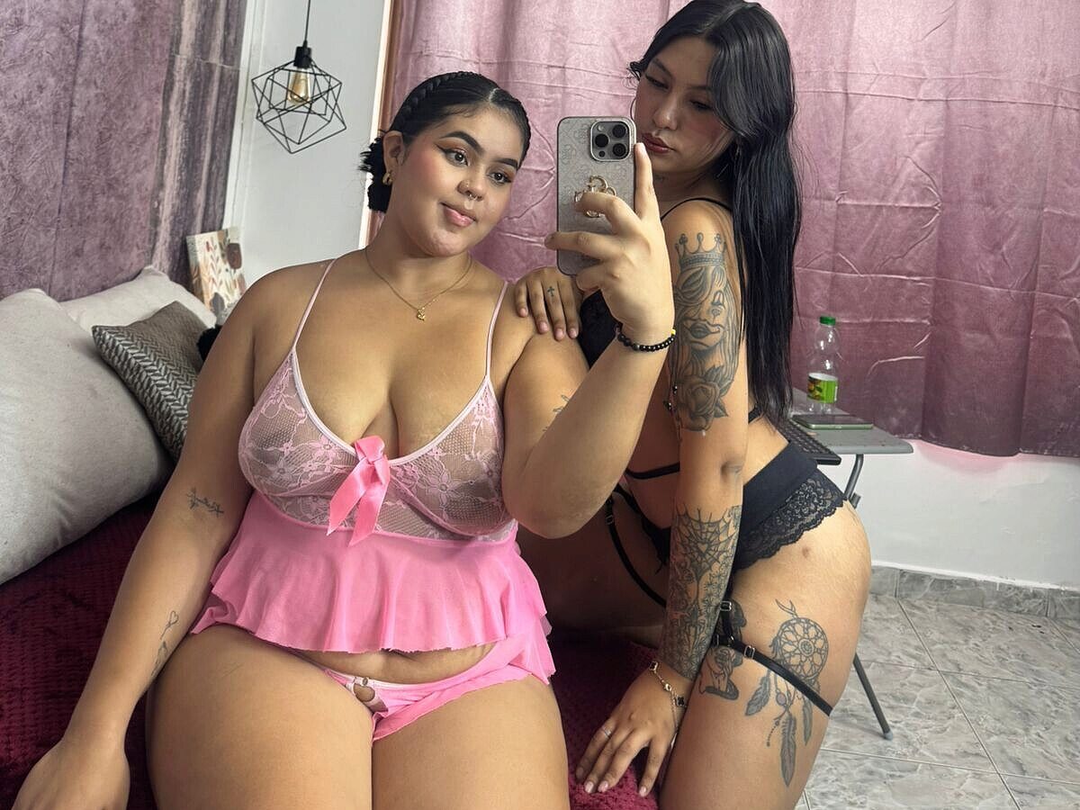 Annie Boobs & Tifanny Smih