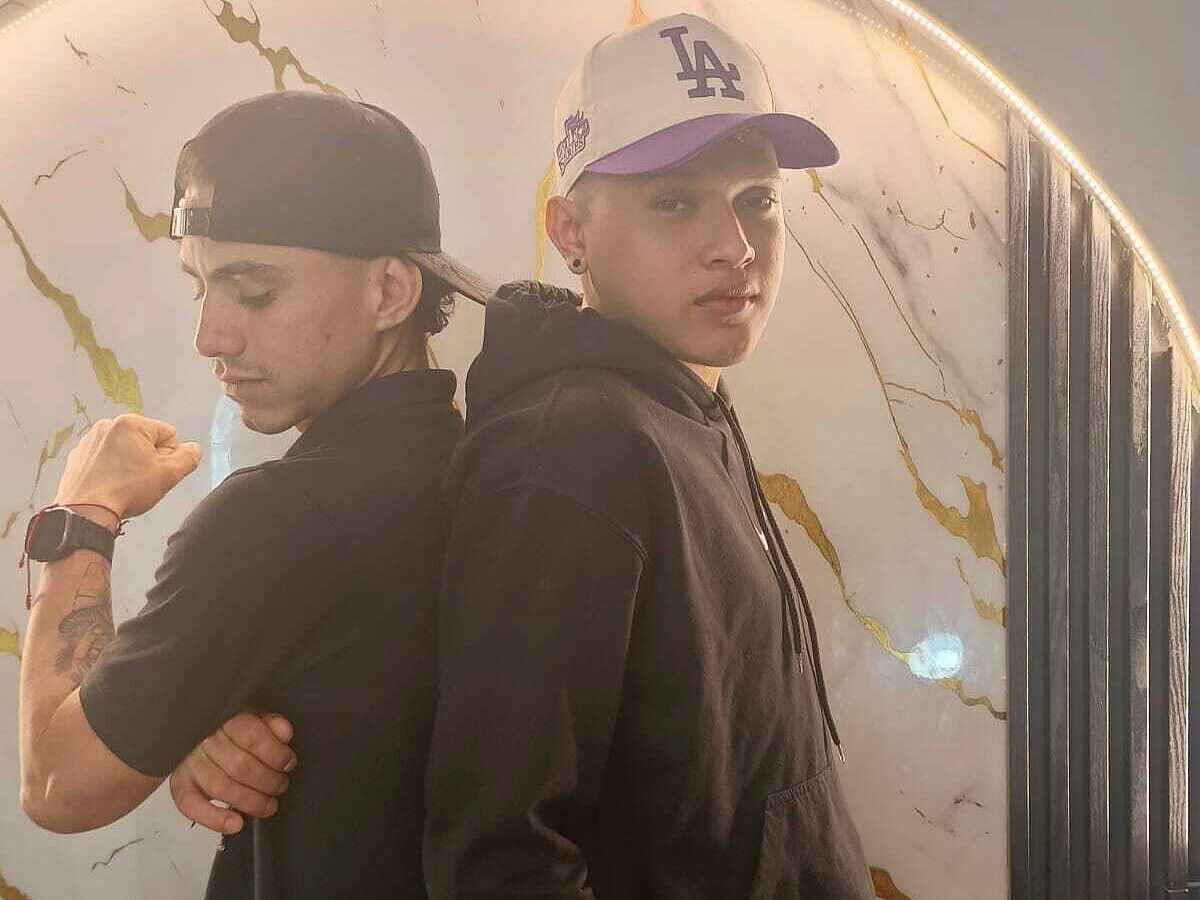 Carlos & Adonis profile