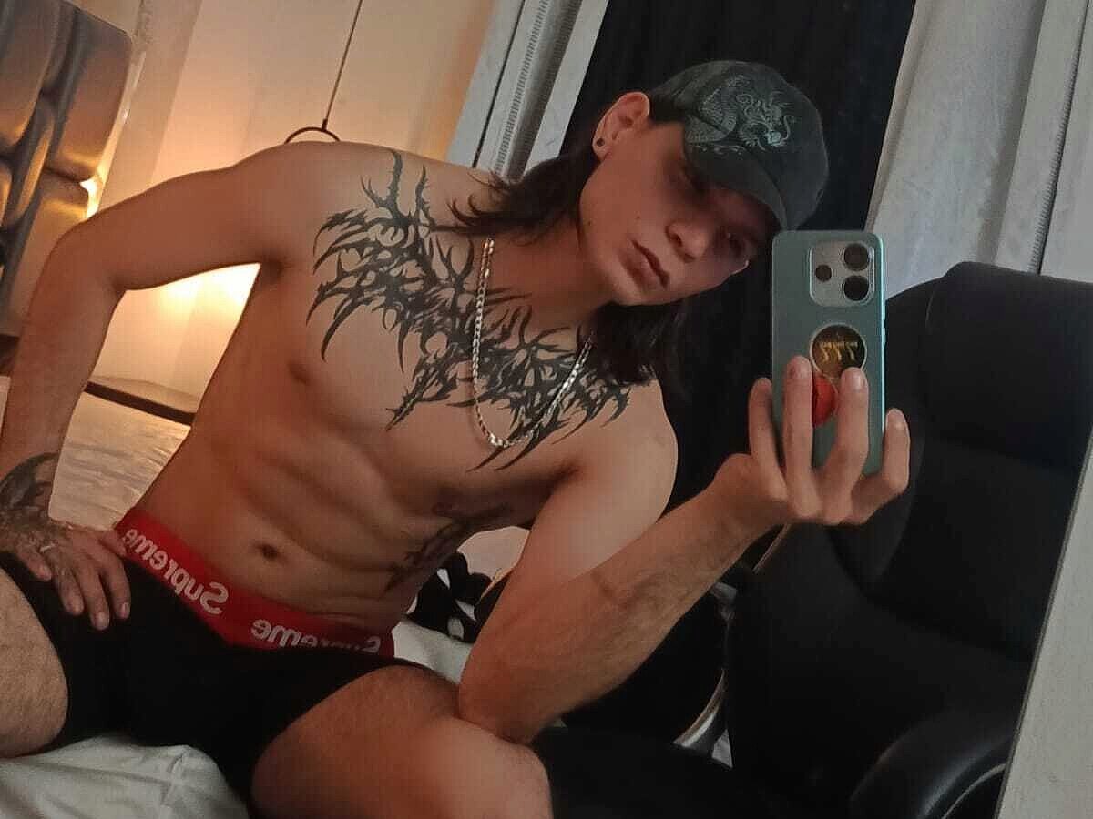 Astharot Scott profile