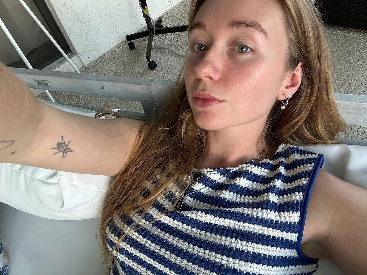 Lilly Elle Live Webcam on Flirt4Free