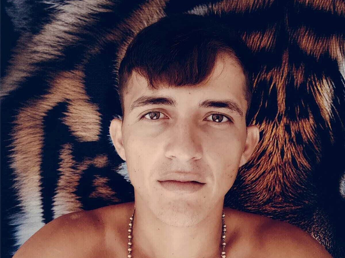 Dave Evanss Live Chat on Flirt4Free