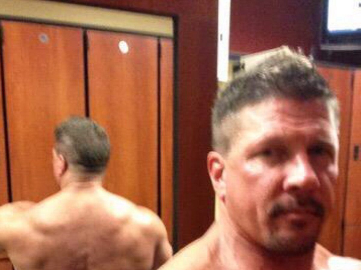 Big Hank Live Webcam on Flirt4Free