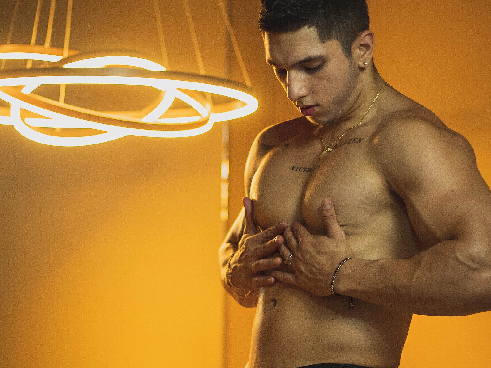 Jakee Cox Live Webcam on Flirt4Free