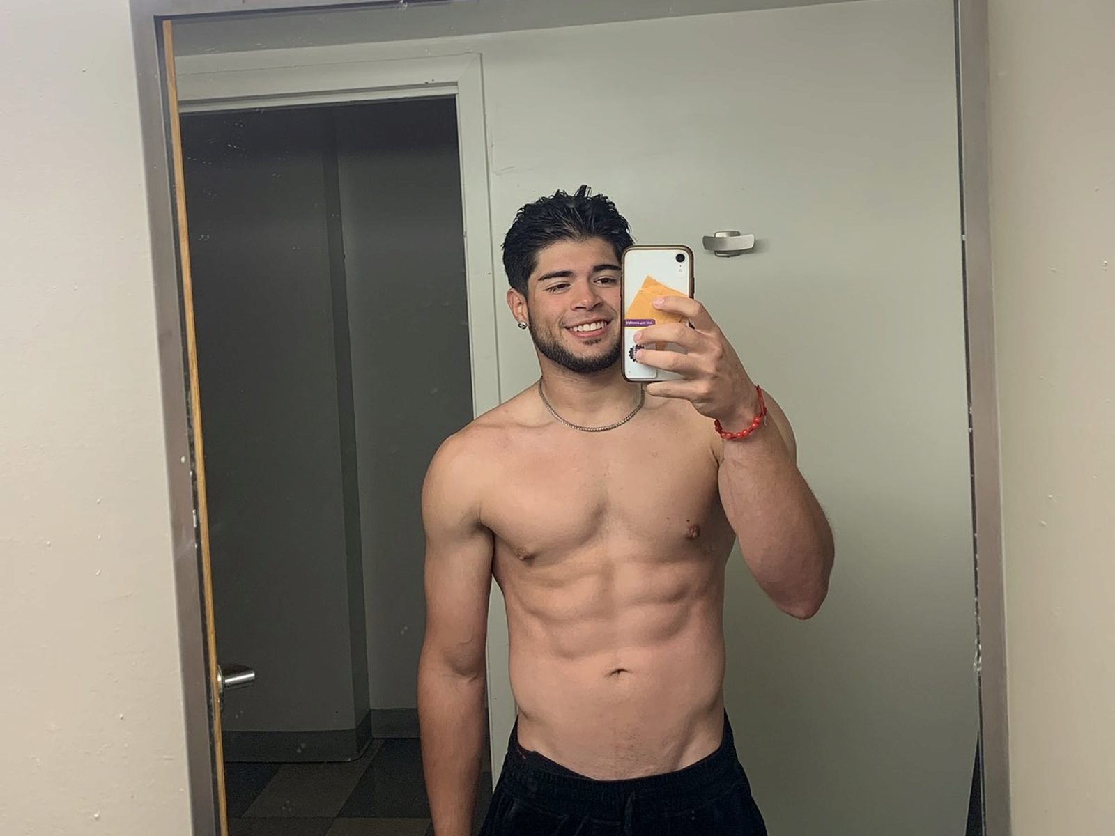 Gabriel Di Santos Live Cam on Flirt4Free