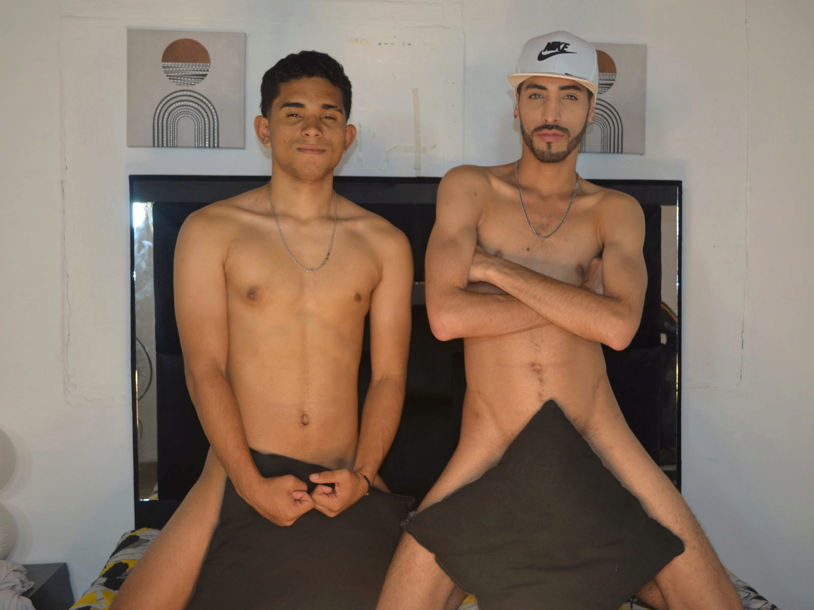 Martin & Cesar Live Cam on Flirt4Free