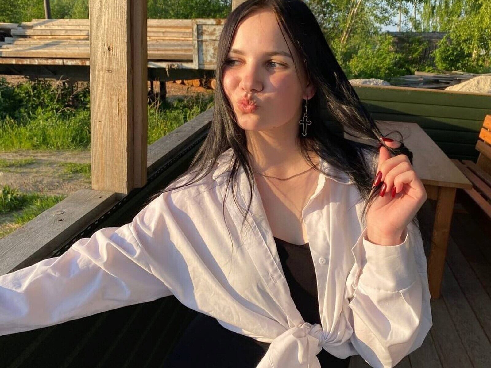 Jutta Rodrequez live cam model at Flirt4Free