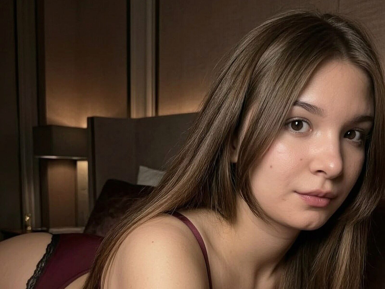 Juanita Fulks Live Chat on Flirt4Free