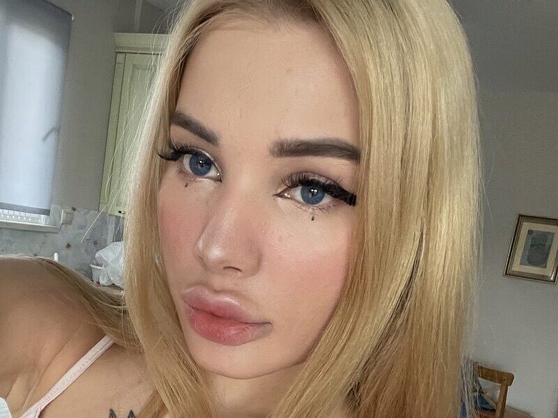 Kristy Butty Live Webcam on Flirt4Free