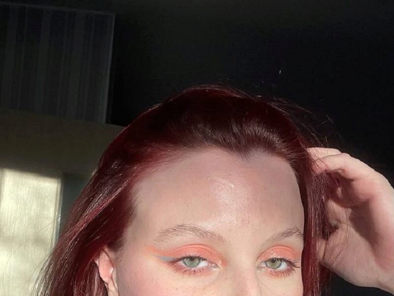 Watch Elise Dream live on cam on Flirt4Free