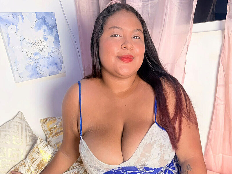 Daiana Smith Live Chat on Flirt4Free