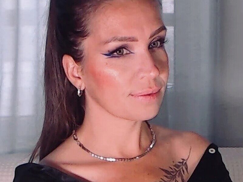Lisa Cruz