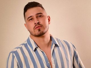 Alex Ferrati Live Cam and Profile on UnifiedCams