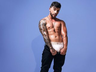 Profile and Statistics for Andrew Saint on Flirt4Free