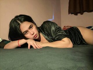 Mistress Fenz Live Chat on Flirt4Free