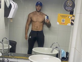 Ken Mailik live cam model at Flirt4Free