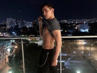 Nude Chat with Evan Moan on Live Cam ⋆ FLIRT SHOW ⋆ Webcam Sex With Amateurs