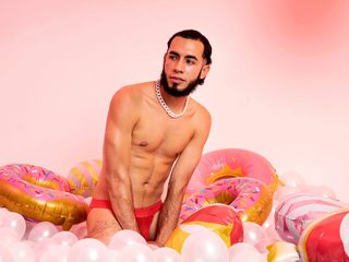 Stev Jason Live Webcam on Flirt4Free