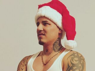 Milan Thomson webcam model