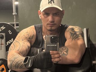 Milan Thomson profile