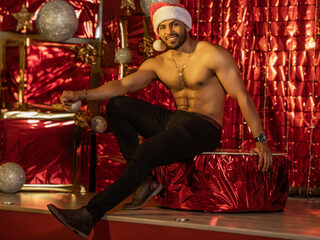 Logan Simons profile