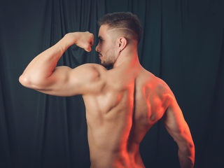 Geanluca Fox Live Cam on Flirt4Free