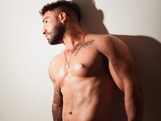Steban Bernal profile