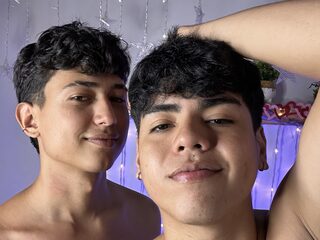 Andrew Gil & Tommy Gil webcam model