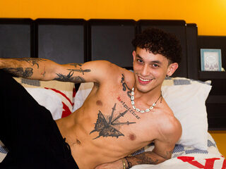 Curly Sam - Flirt4Free cam model profile and statistics
