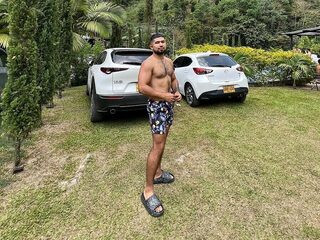 Ethan Jonnez profile