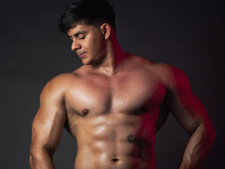 Marcus Harris profile