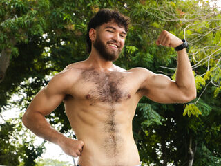 Live Chat with Oliver Dallas on Flirt4Free