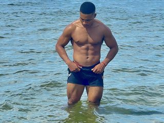 Marcel Garnett Live Cam on Flirt4Free