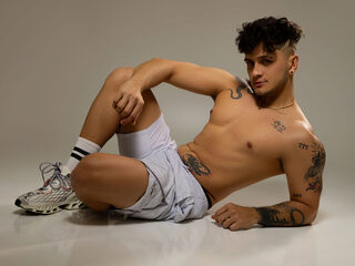 William Gardener Live Chat on Flirt4Free
