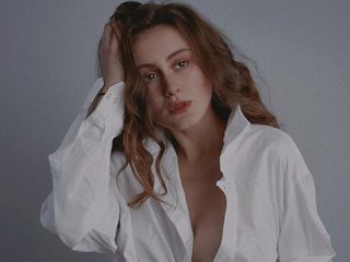 Alesandra Dior live sex 