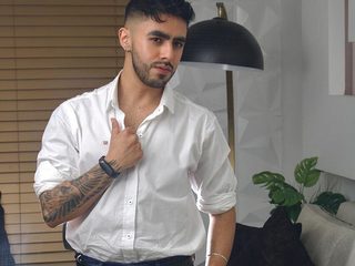 Elvis Houston Live Cam on Flirt4Free