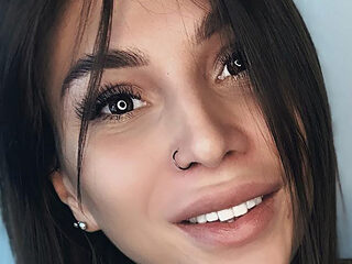 Candice Swanson Live Webcam on Flirt4Free