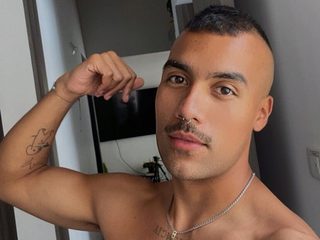 Profile and Statistics for Jacob Winters on Flirt4Free