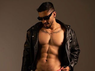 Seth Vega Live Cam on Flirt4Free