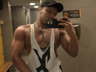 Derek Castle profile