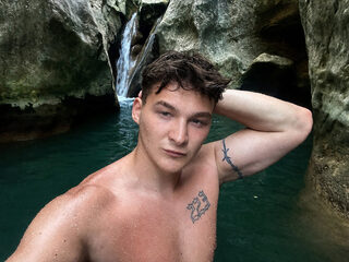 Josh Waller profile